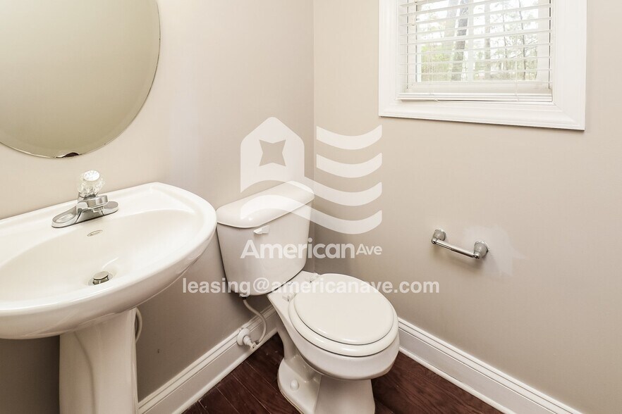 Building Photo - 101 Park Ridge Way