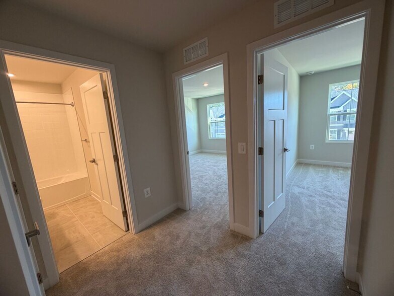 Building Photo - 18347 Centennial Cir