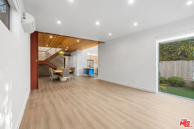 Building Photo - 800 Indiana Ave