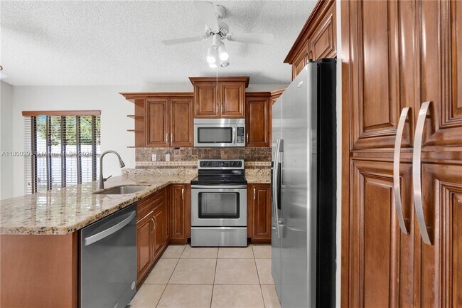Building Photo - 1217 NW 125th Terrace