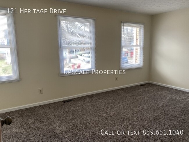 Building Photo - 121 Heritage Dr