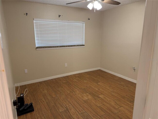 Building Photo - 1831 Bough Ave