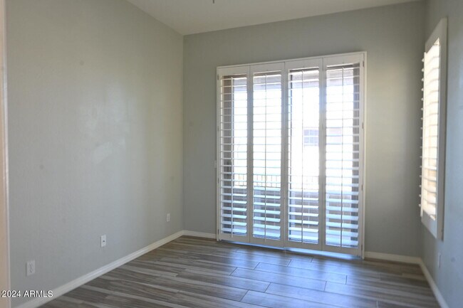 Building Photo - 16420 N Thompson Peak Pkwy