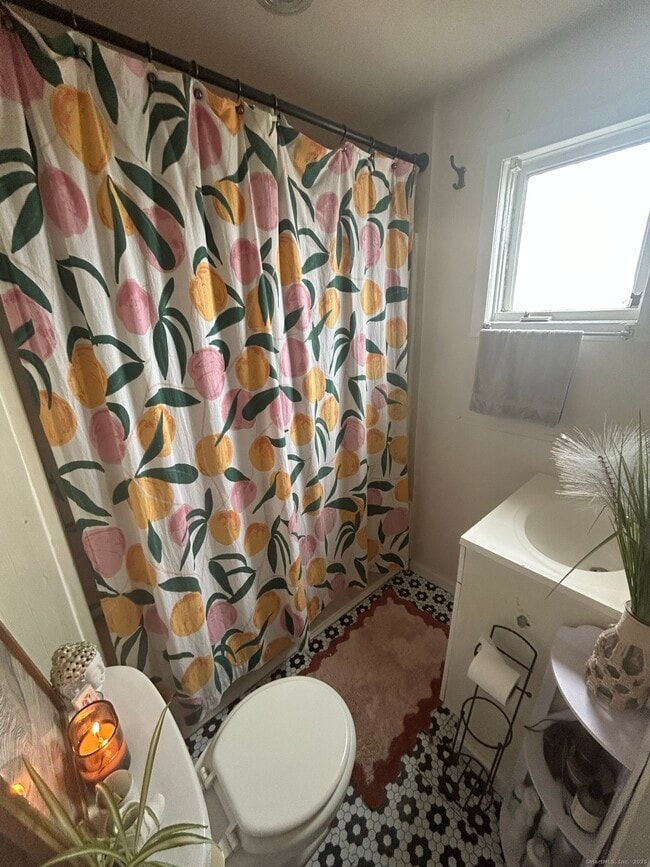 Building Photo - 53 Cooper Ave