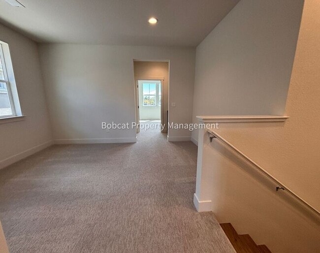 Building Photo - 1150 Little Ln