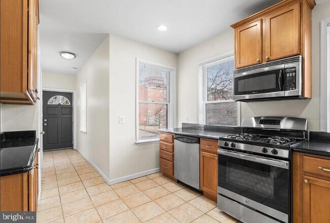 Building Photo - 1401 Druid Hill Ave