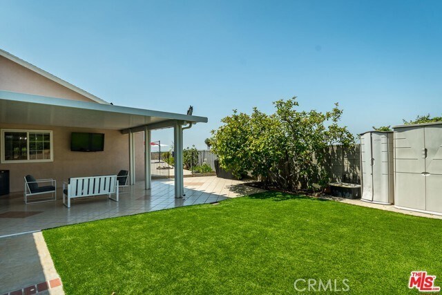 Building Photo - 8471 Vine Valley Dr