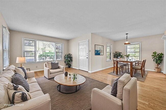 Building Photo - 1507 Travis Heights Blvd