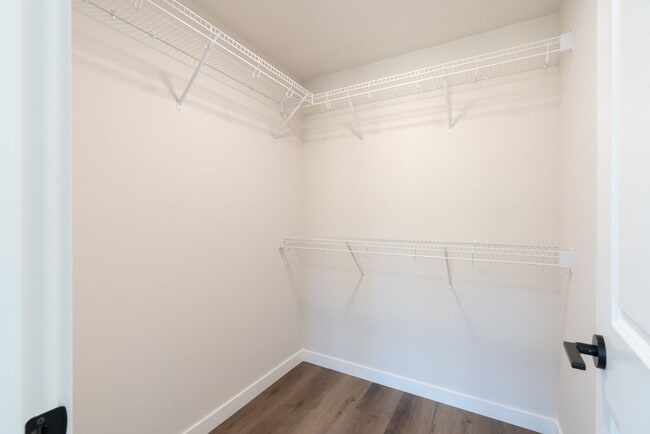 Building Photo - Brand New 2 Bedroom Duplex in SW Redmond