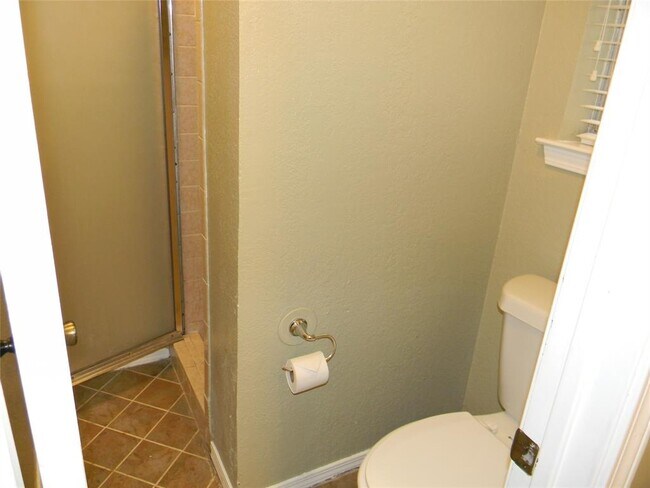 Building Photo - 7433 Timberhill Dr