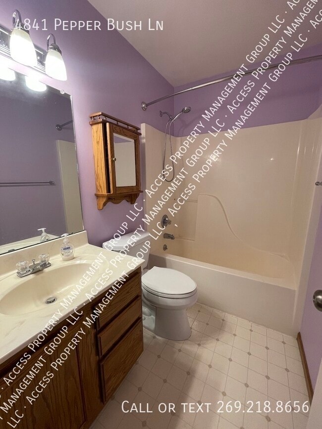 Building Photo - 4841 Pepper Bush Ln