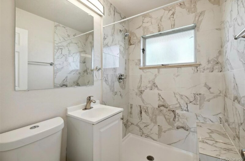 Building Photo - 2528 14th Ave Ct