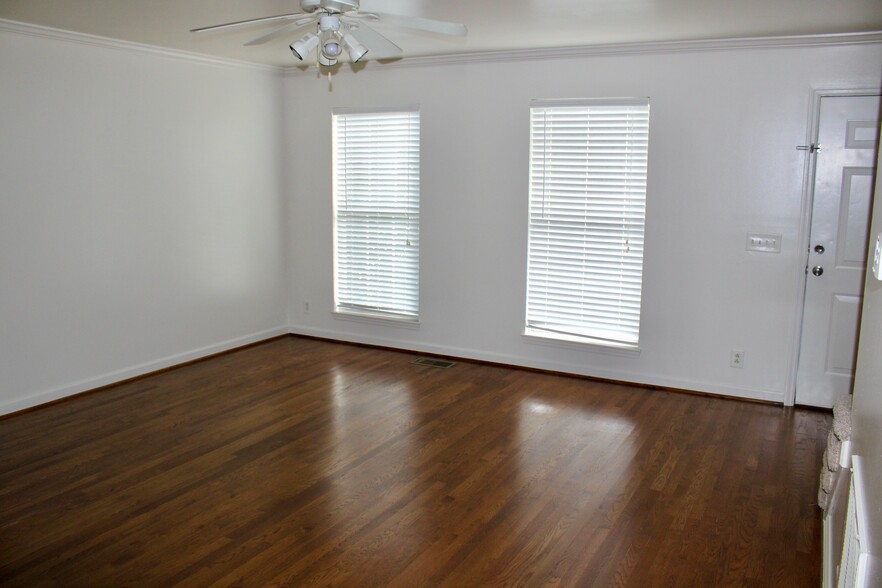 Living Room - 163 37th Avenue North