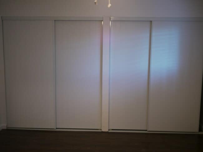 Building Photo - Charming 2-Bed, 1.5-Bath Home with 2-Car Garage in Hesperia, CA!