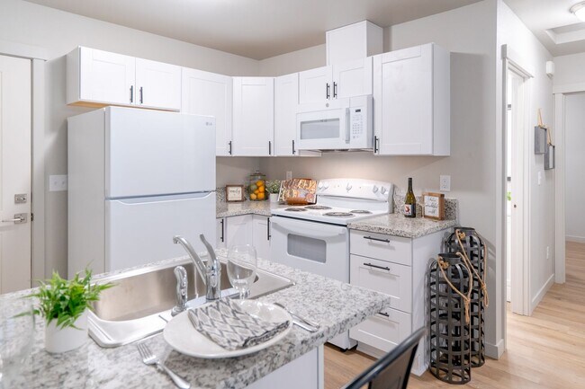 Interior Photo - 555 N. River Rd.
