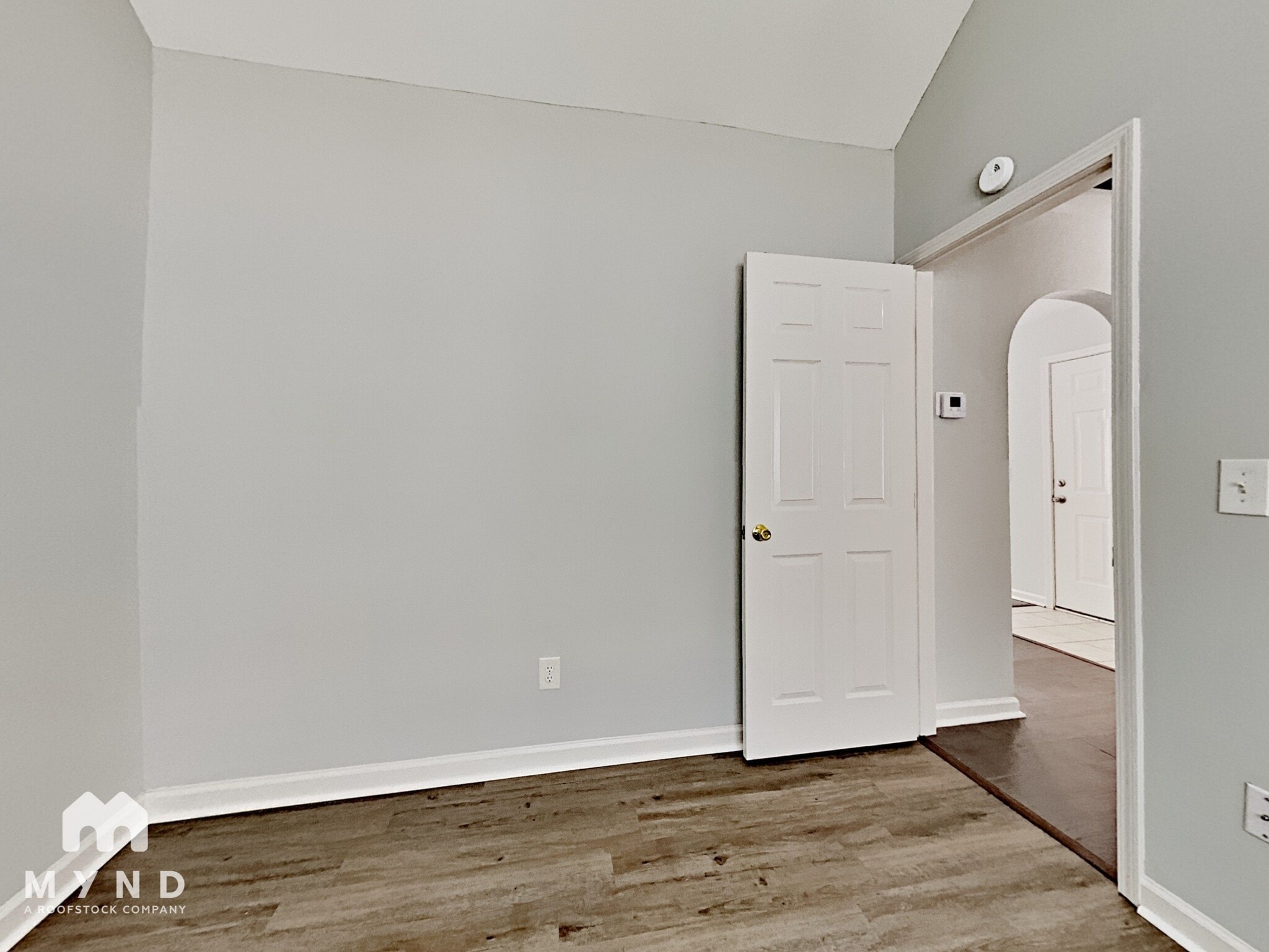 Building Photo - 378 Walker Way