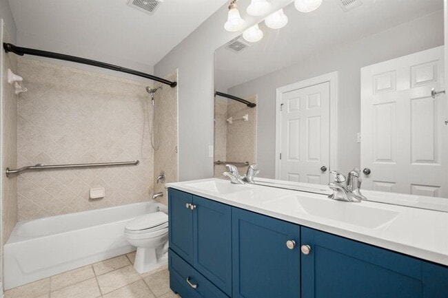 Building Photo - 601 Scenic Path