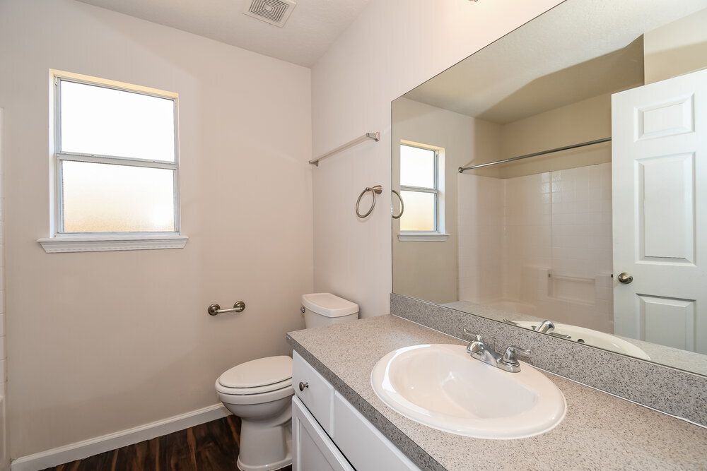 Building Photo - 2828 Ravine Hill Dr