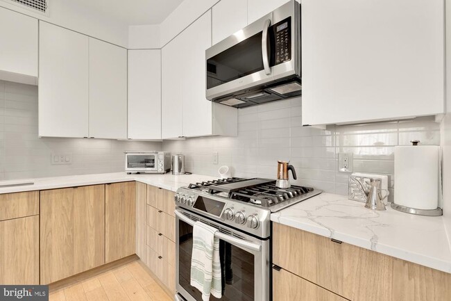 Building Photo - 3514 13th St NW