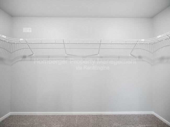 Building Photo - 5817 W Georgetown Ln