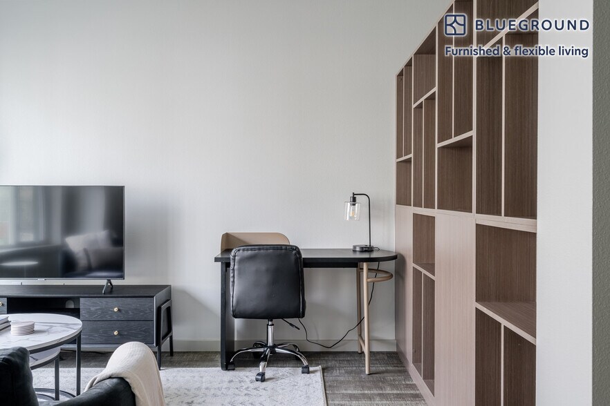 Building Photo - 123 Broadway-SI FL5-ID826