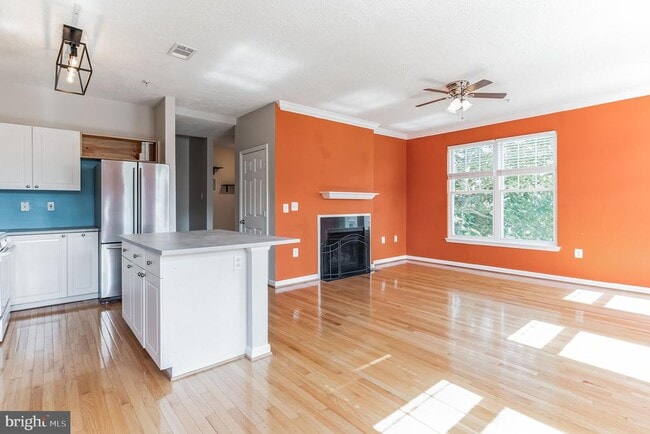 Building Photo - 11343 Aristotle Dr