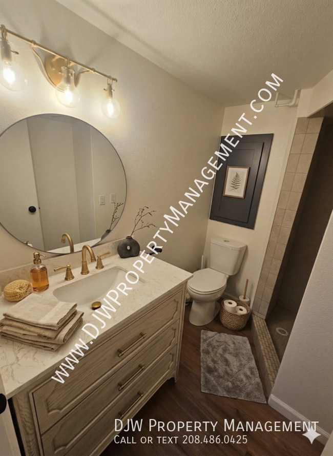 Building Photo - 2119 Cleveland Blvd