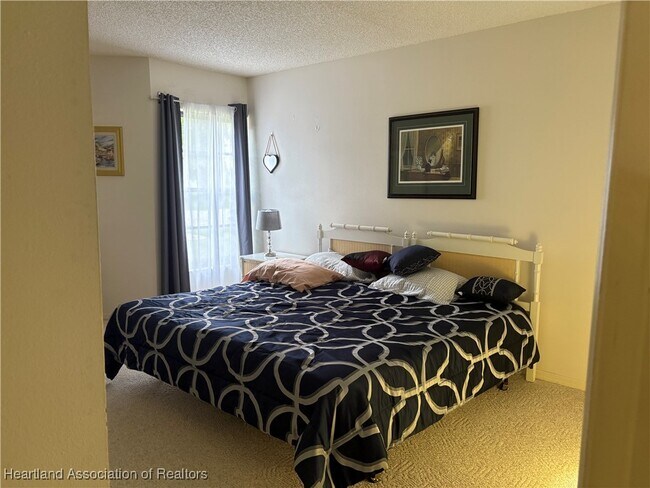 Building Photo - 5762 Matanzas Dr