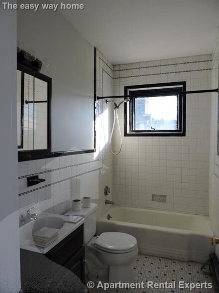 Building Photo - 10 Winter St