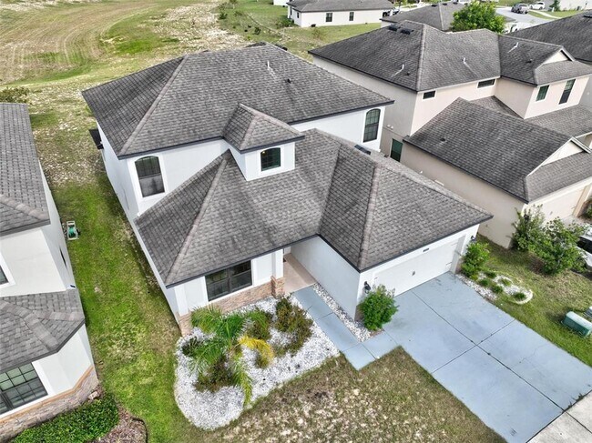 Building Photo - 625 Silverthorn Pl