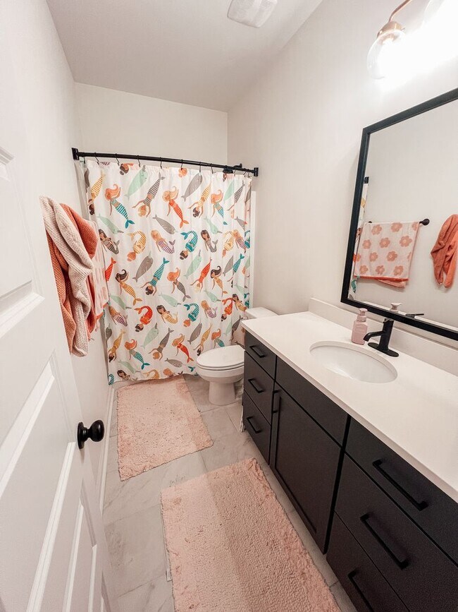 Building Photo - 9852 Bluestone Cir
