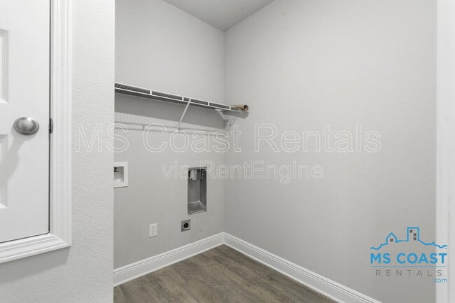 Building Photo - 7313 Shearwater Dr