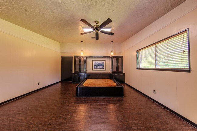 Building Photo - 31868 FM 1485 Rd