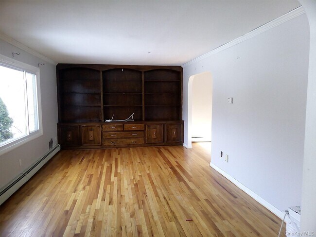 Building Photo - 107 Barnes Rd