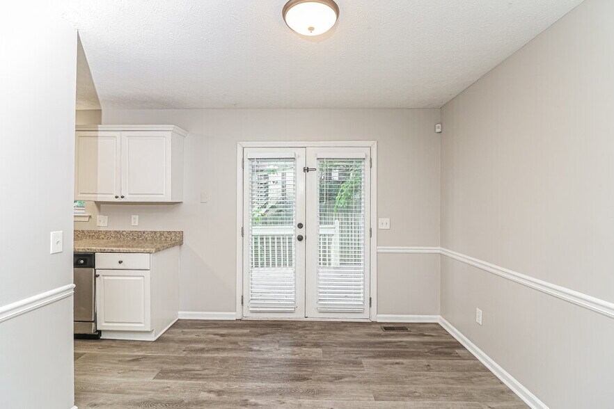 Building Photo - 24 Quail Run