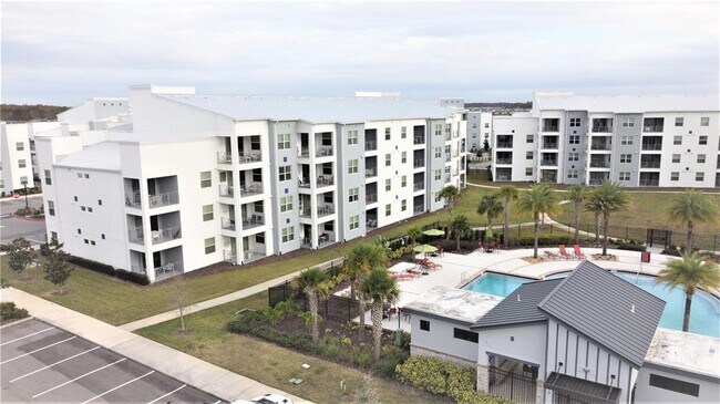 Building Photo - 3180 Paradox Cir