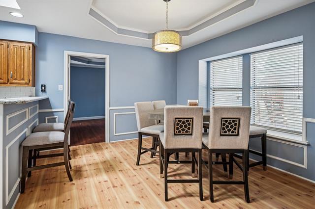 Building Photo - 2208 Timberglen Dr