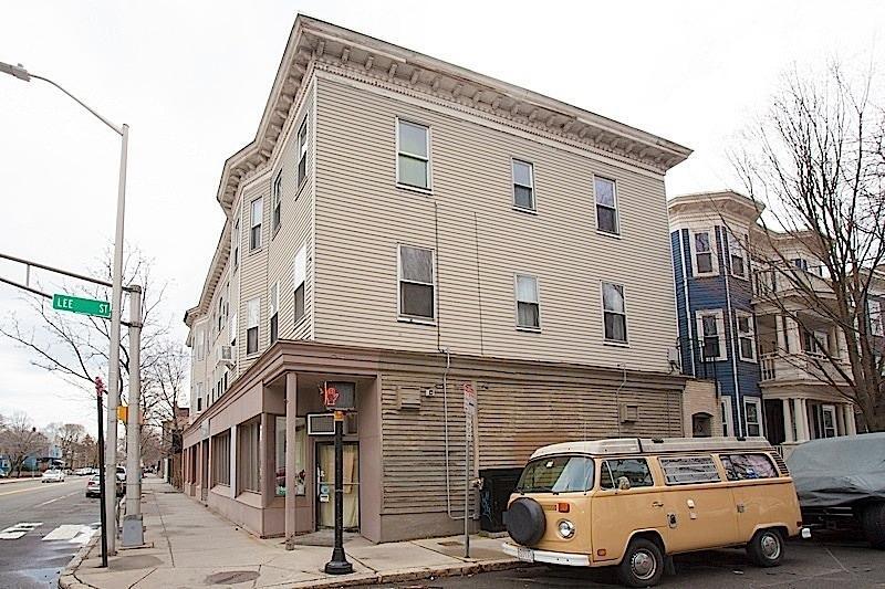 Building Photo - 368 Broadway