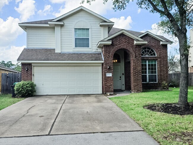Primary Photo - 32347 Hunter Park Ct