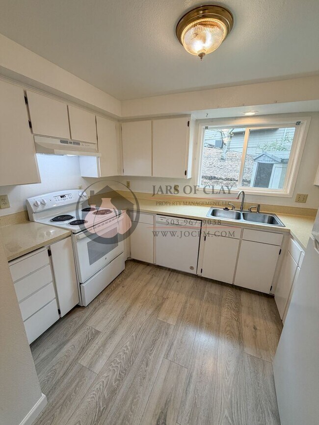 Building Photo - Fircrest Ct SE Duplex #2021-740