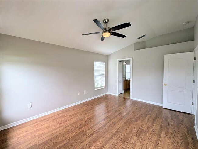 Building Photo - 15524 Lake Bella Vista Dr