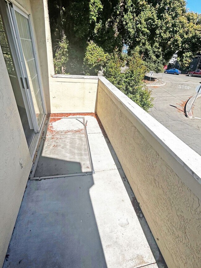 Building Photo - 3501 Richmond Blvd