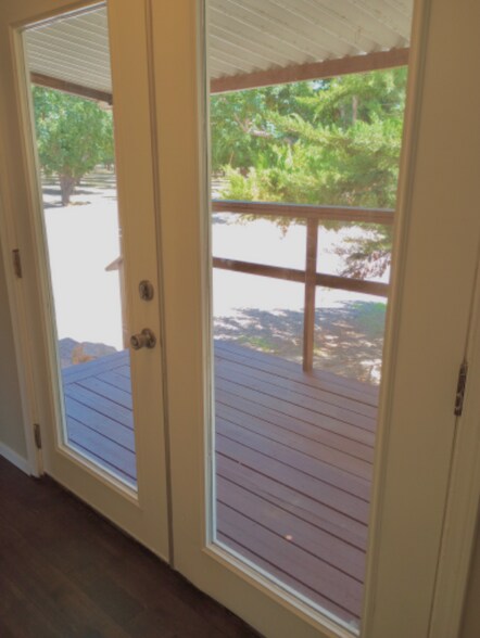 Building Photo - 6345 N Dona Ana Rd