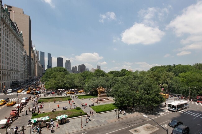 Building Photo - 781 5th Ave