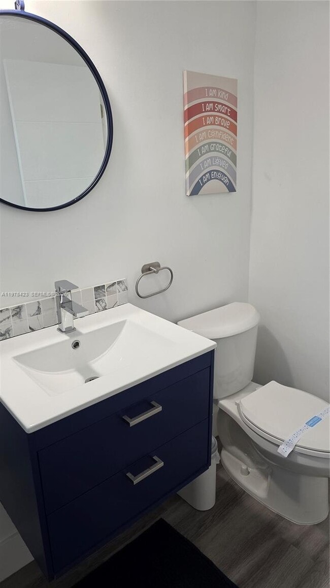 Building Photo - 761 Euclid Ave