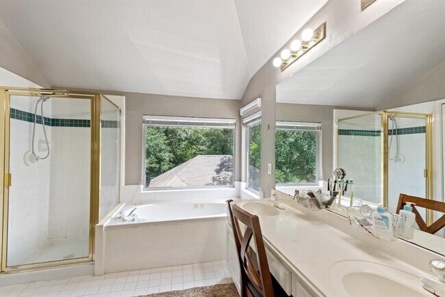 Building Photo - 14618 Oxwick Cir