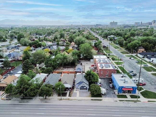Building Photo - 722 S 700 E