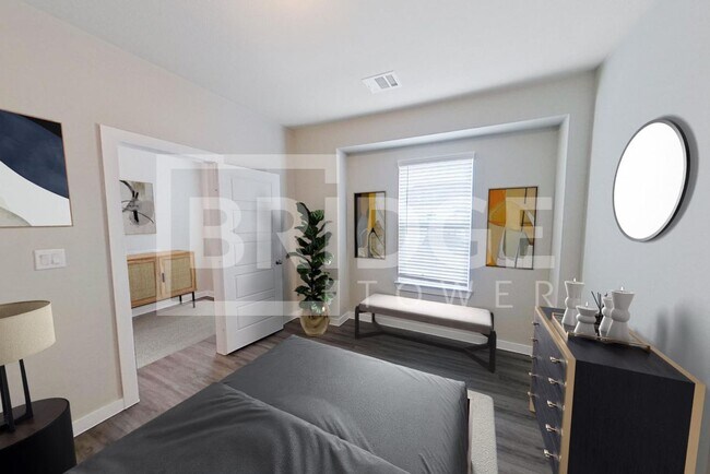 Building Photo - 448 Huisache St