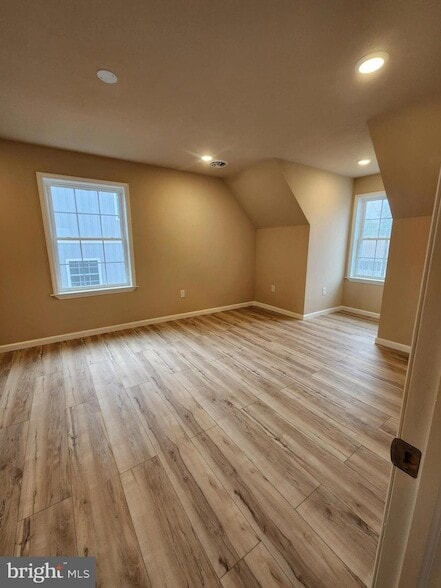 Building Photo - 175 N Madison St