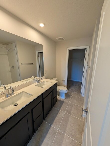 Building Photo - 106 Savannah Lks Blvd